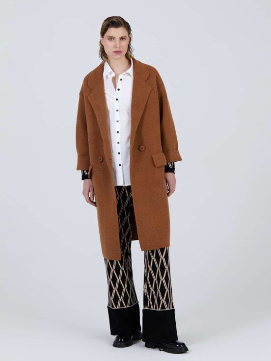 Pantalón satinado estampado: Pantalón Satinado Estampado | Diseño Abstracto y Elegancia Fluida | Skatïe