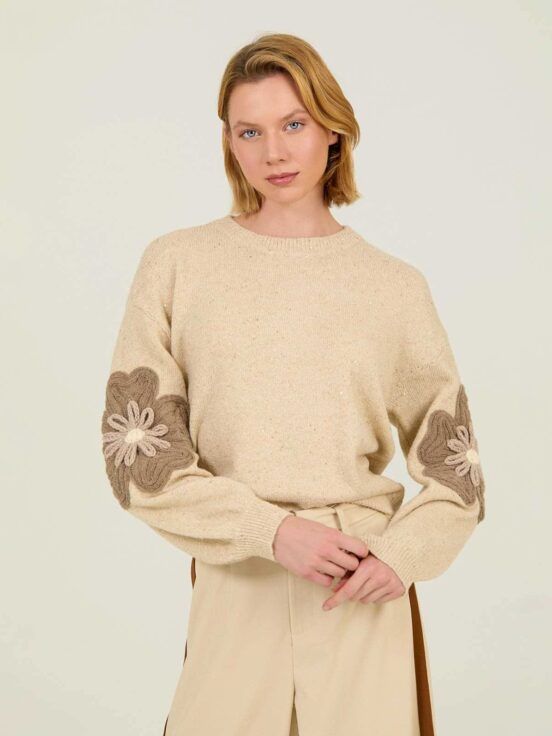 Jersey de Punto con Macroflores y Lentejuelas